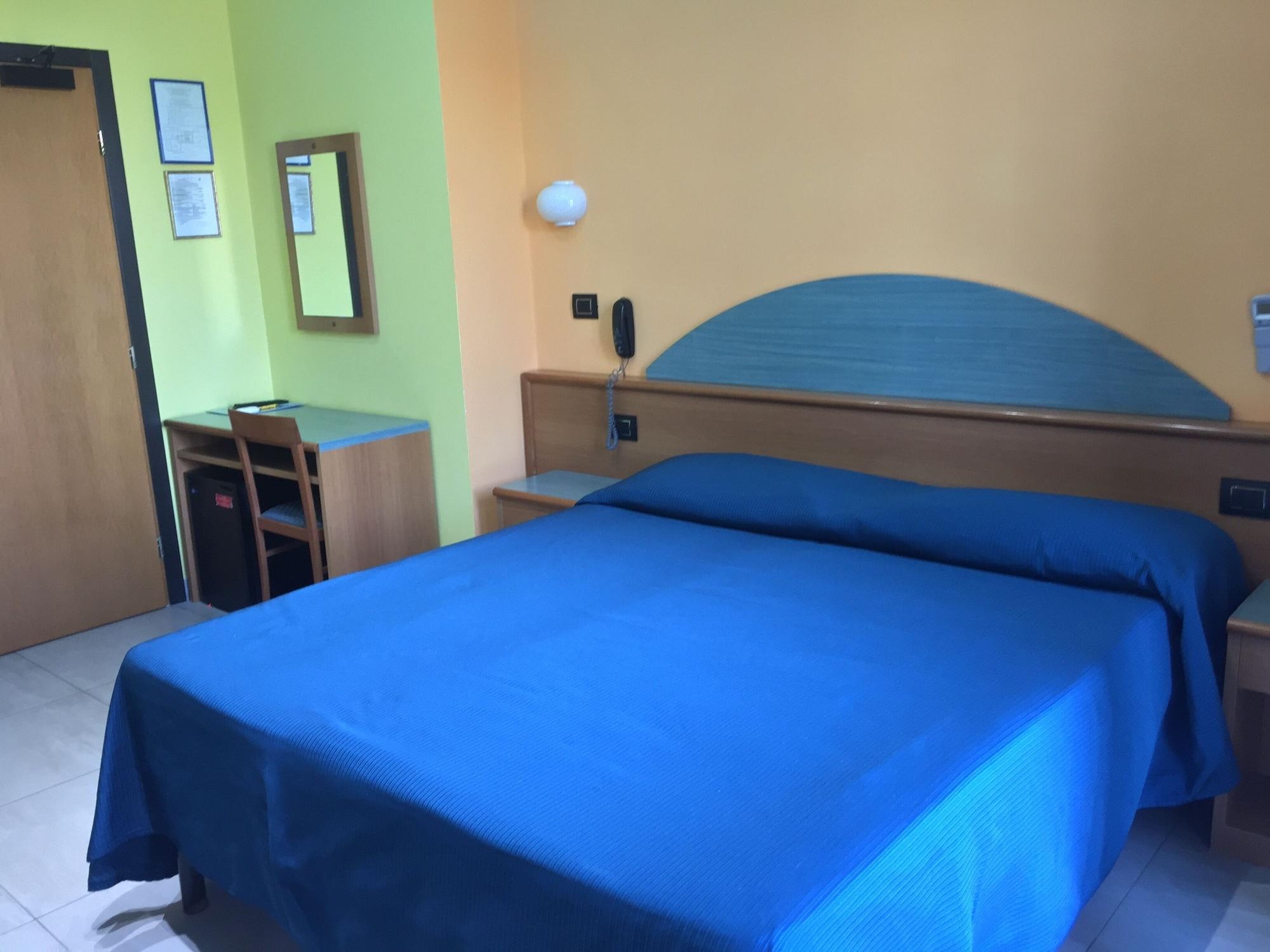 Hotel Roma Marina di Massa Esterno foto