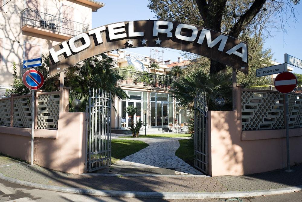 Hotel Roma Marina di Massa Esterno foto
