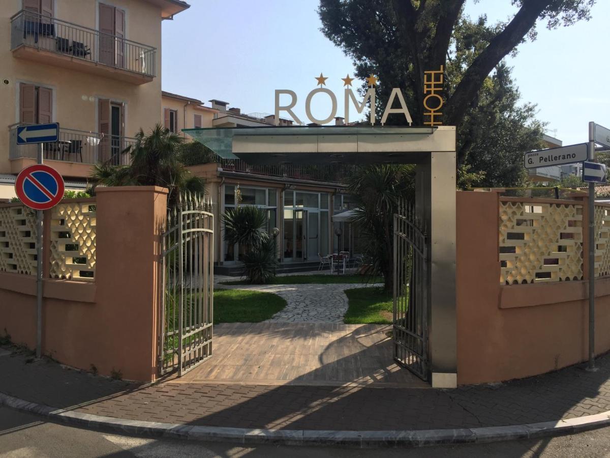 Hotel Roma Marina di Massa Esterno foto